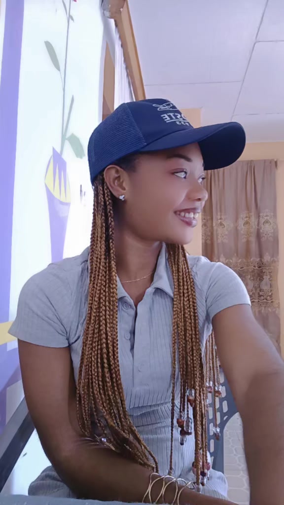 @vicky