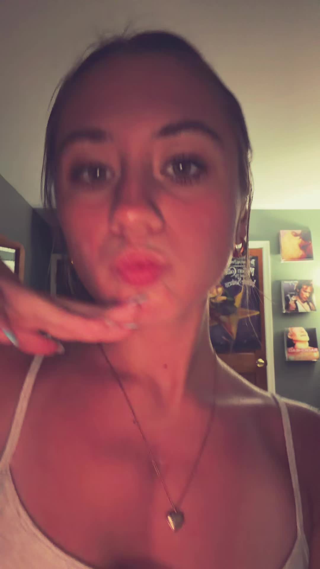 @olivia🪽