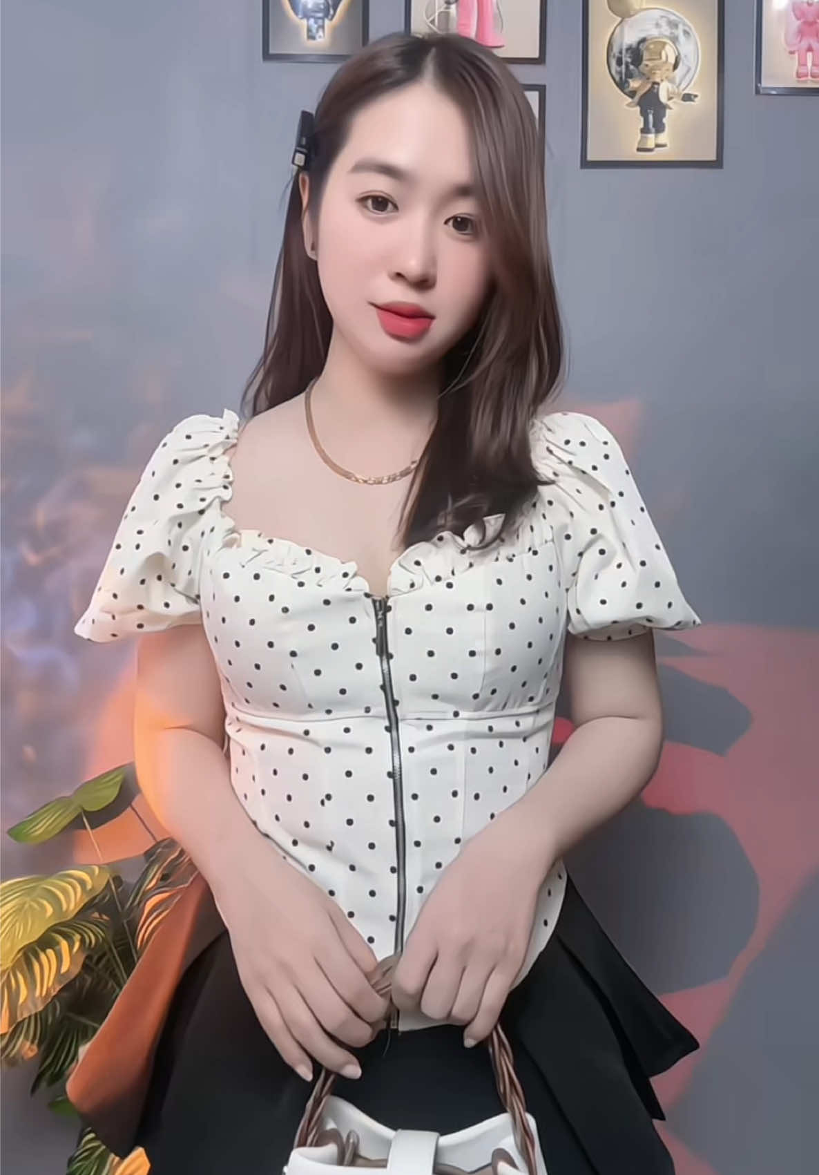 @Như &Yacute; Shop