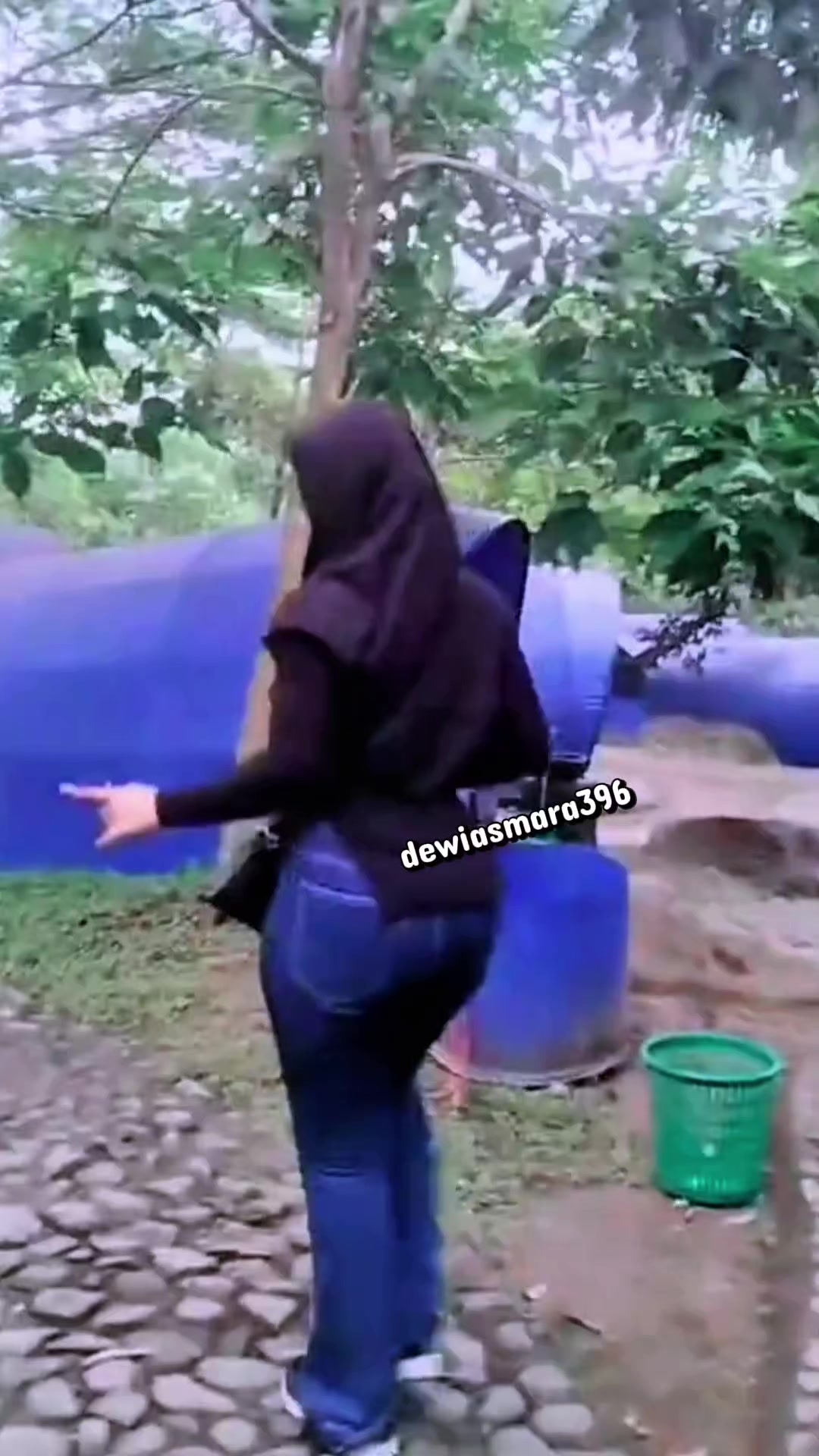 @DEWIasmara396