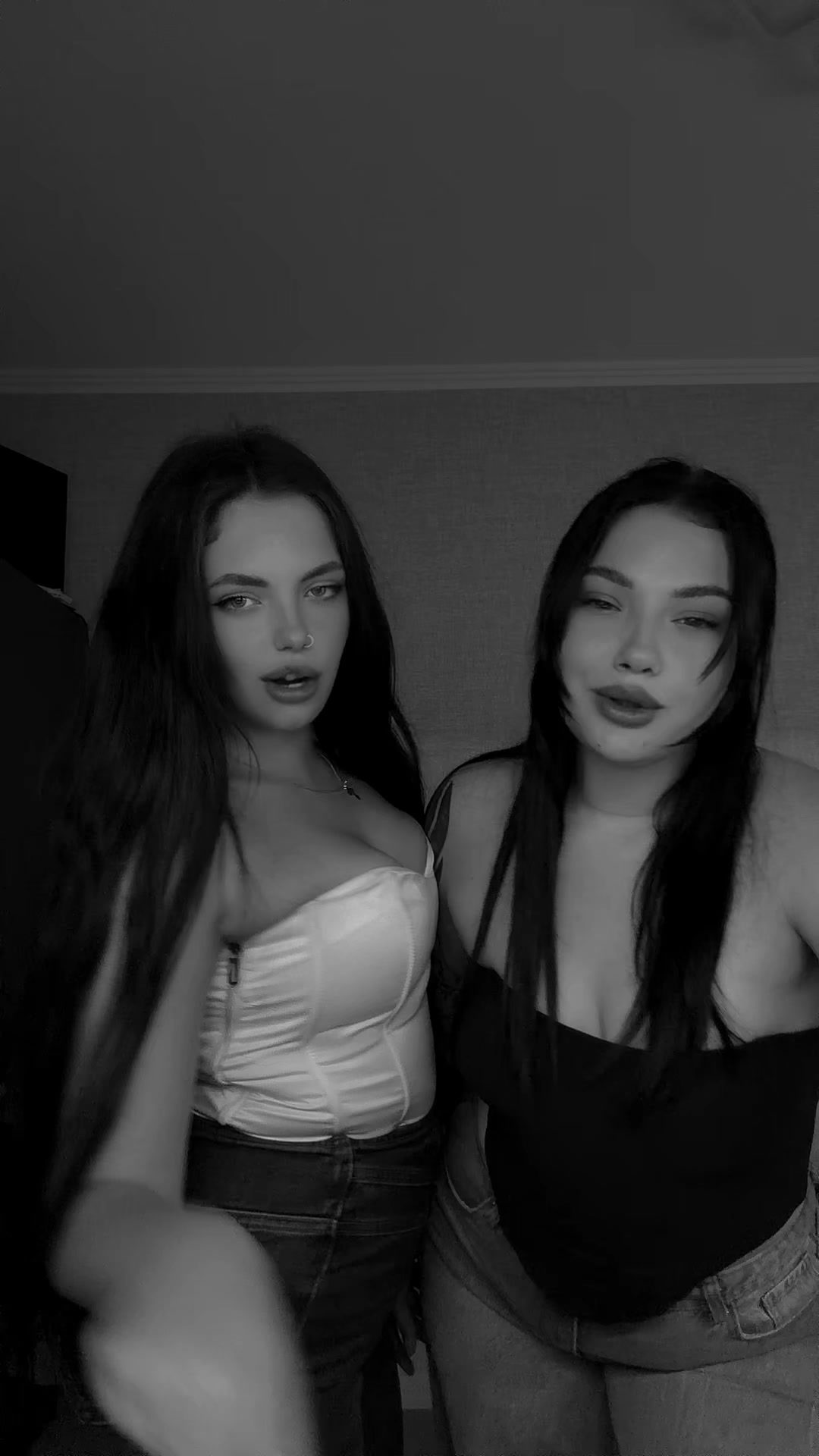 @aangelllinaaaaa