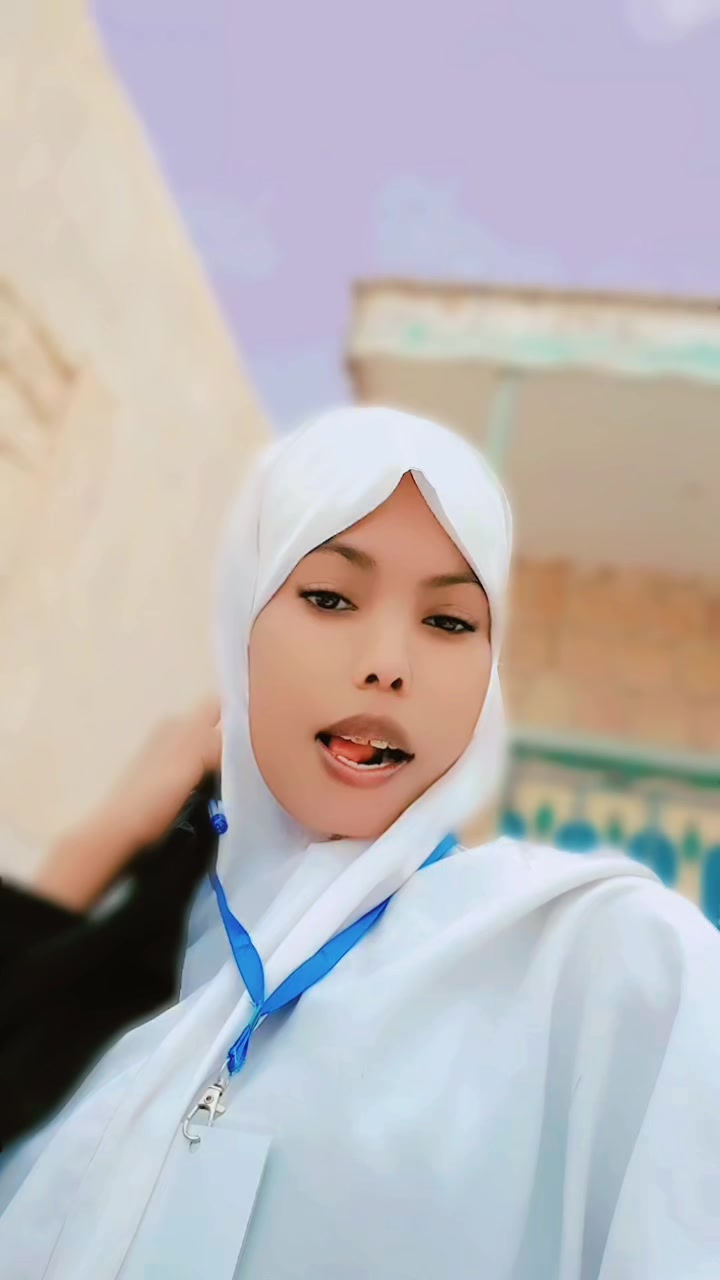 @mss muxipoH🤍🌸🧚♂️