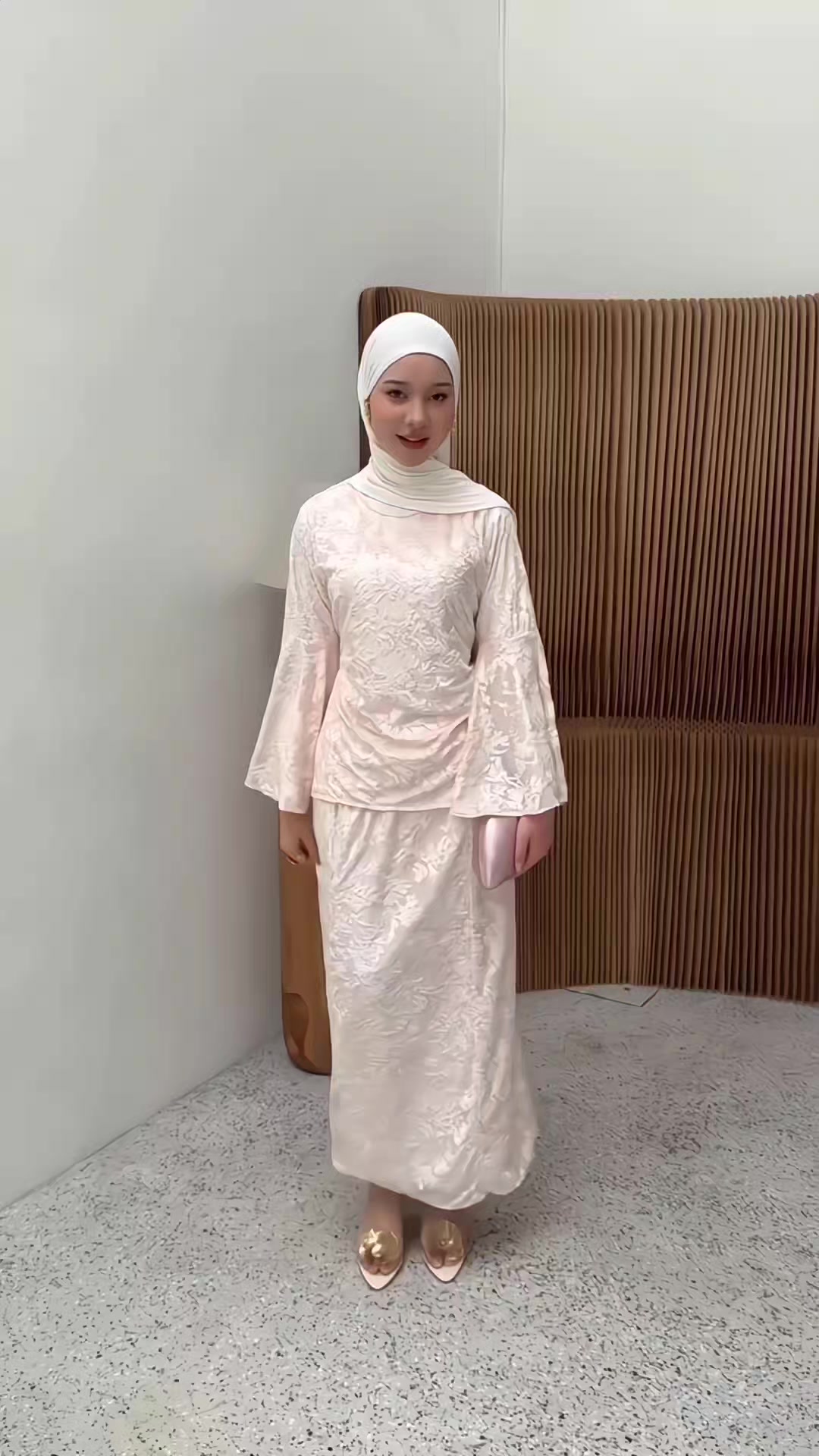 @elsa.ext