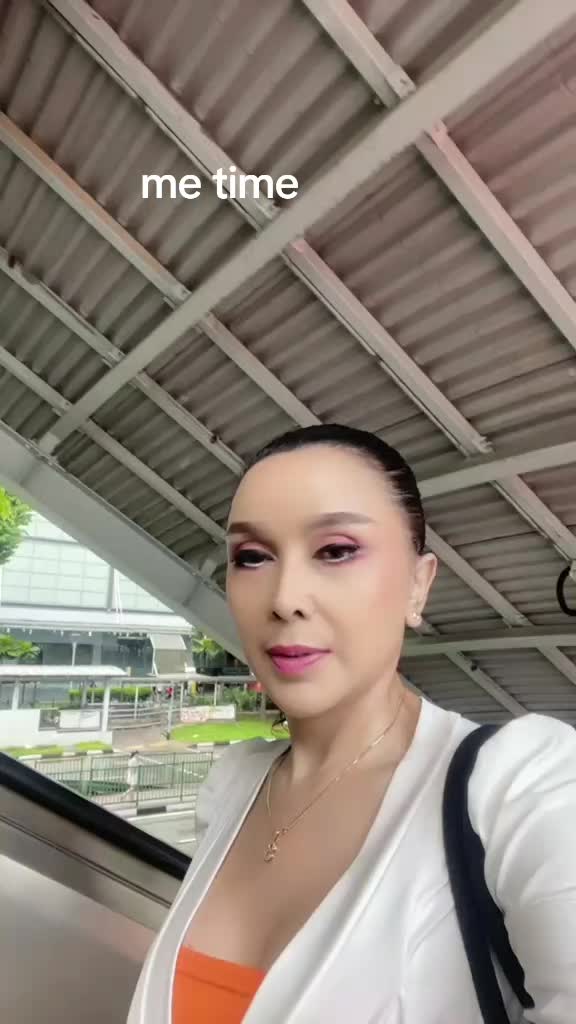 @hanacarmela