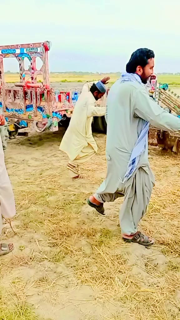 @Ghulam Hussain