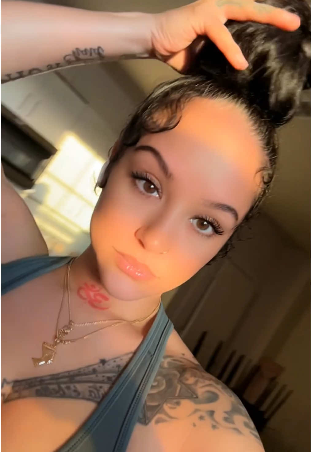 @Ms. Ch3rry