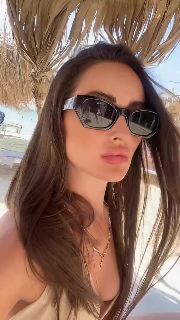 @Tina
