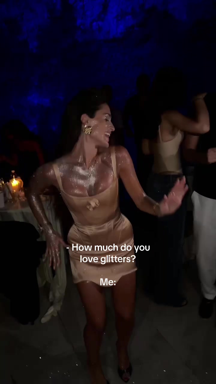 @Anna Dolidze