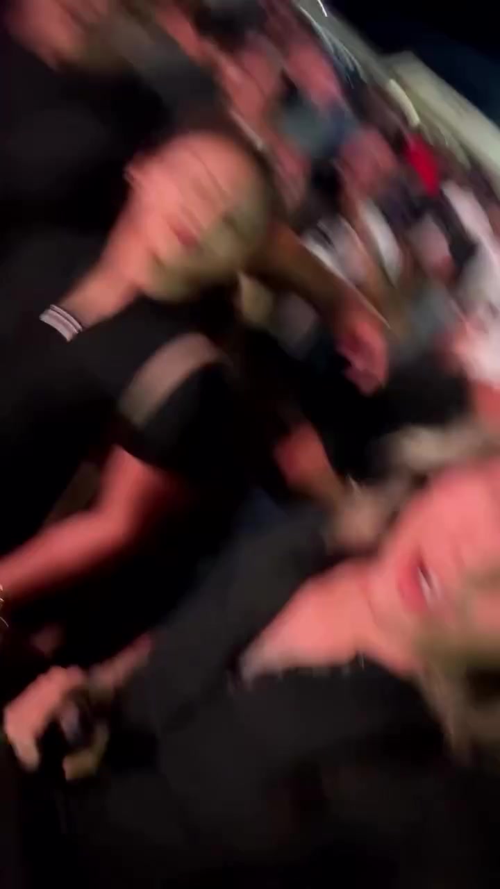 @ADi foxx