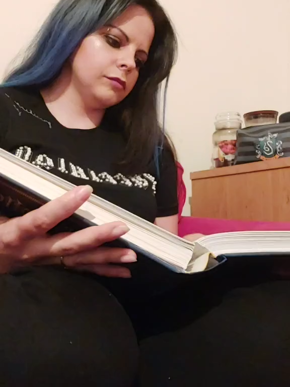 @purple_hair