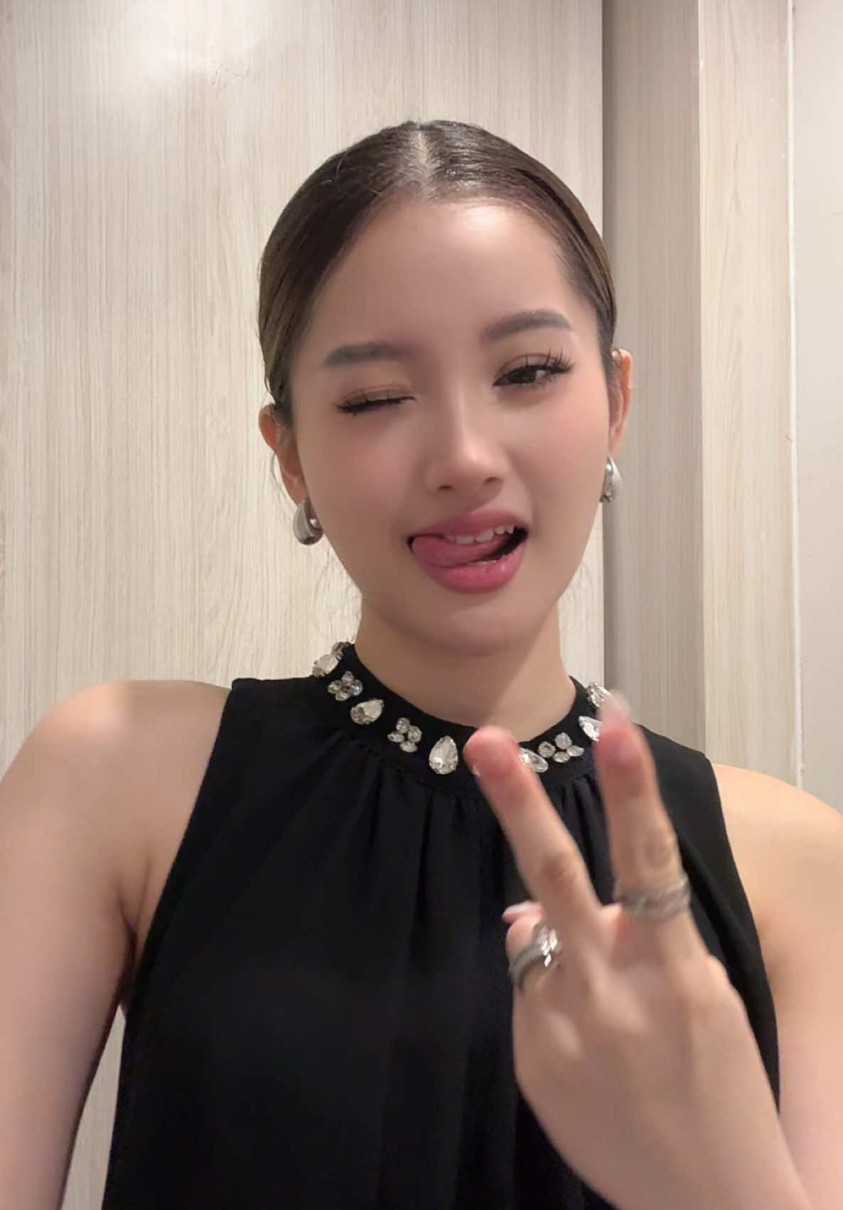 @LingLing🦋