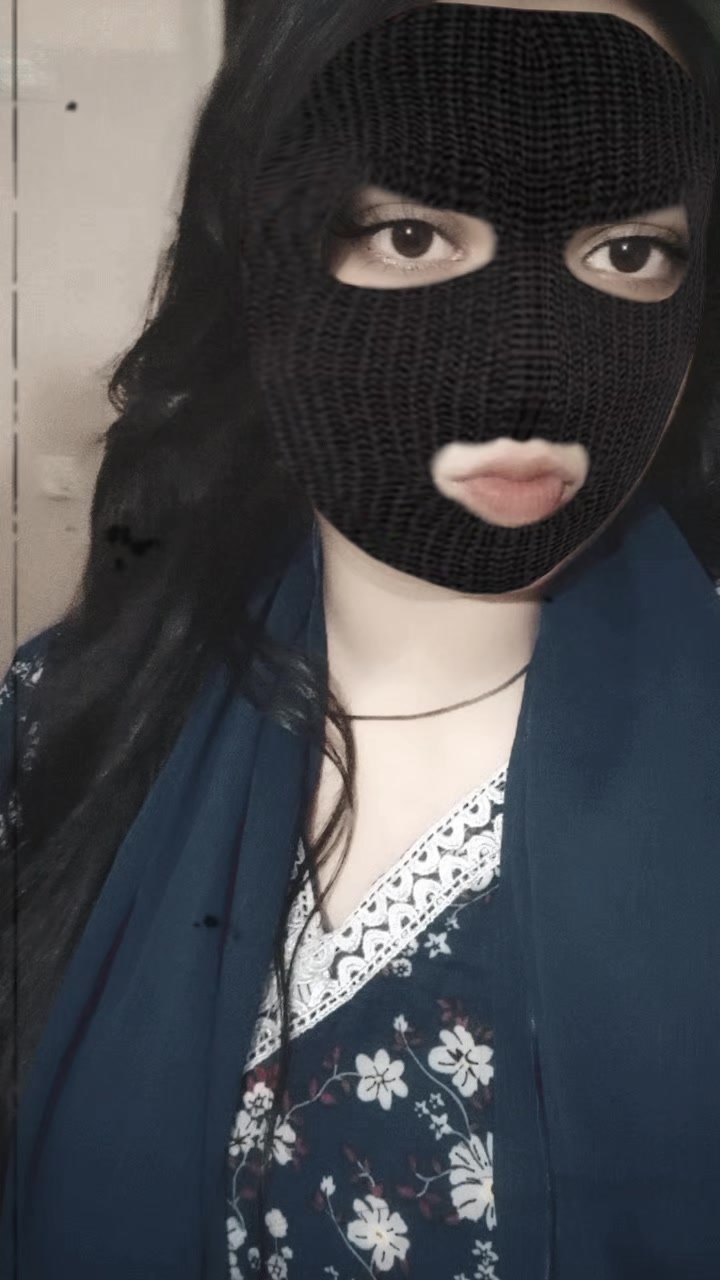 @..