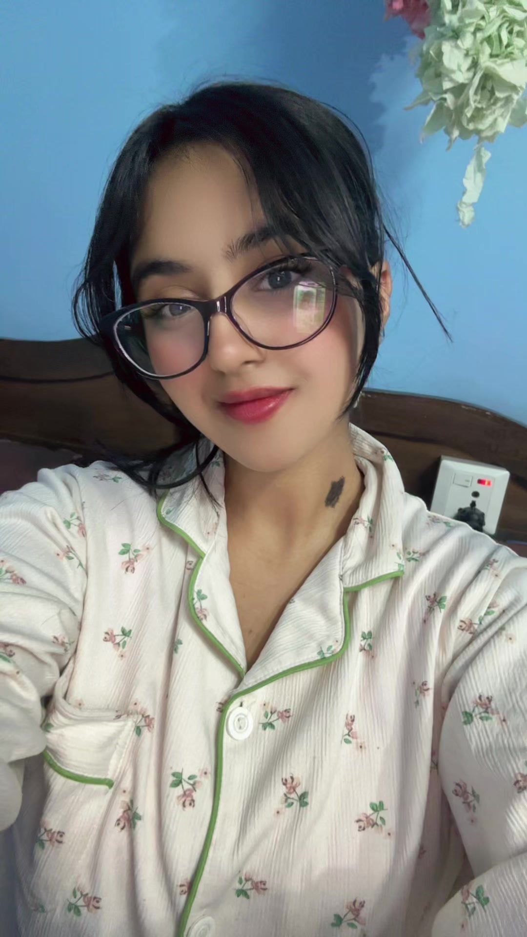 @Smol💕