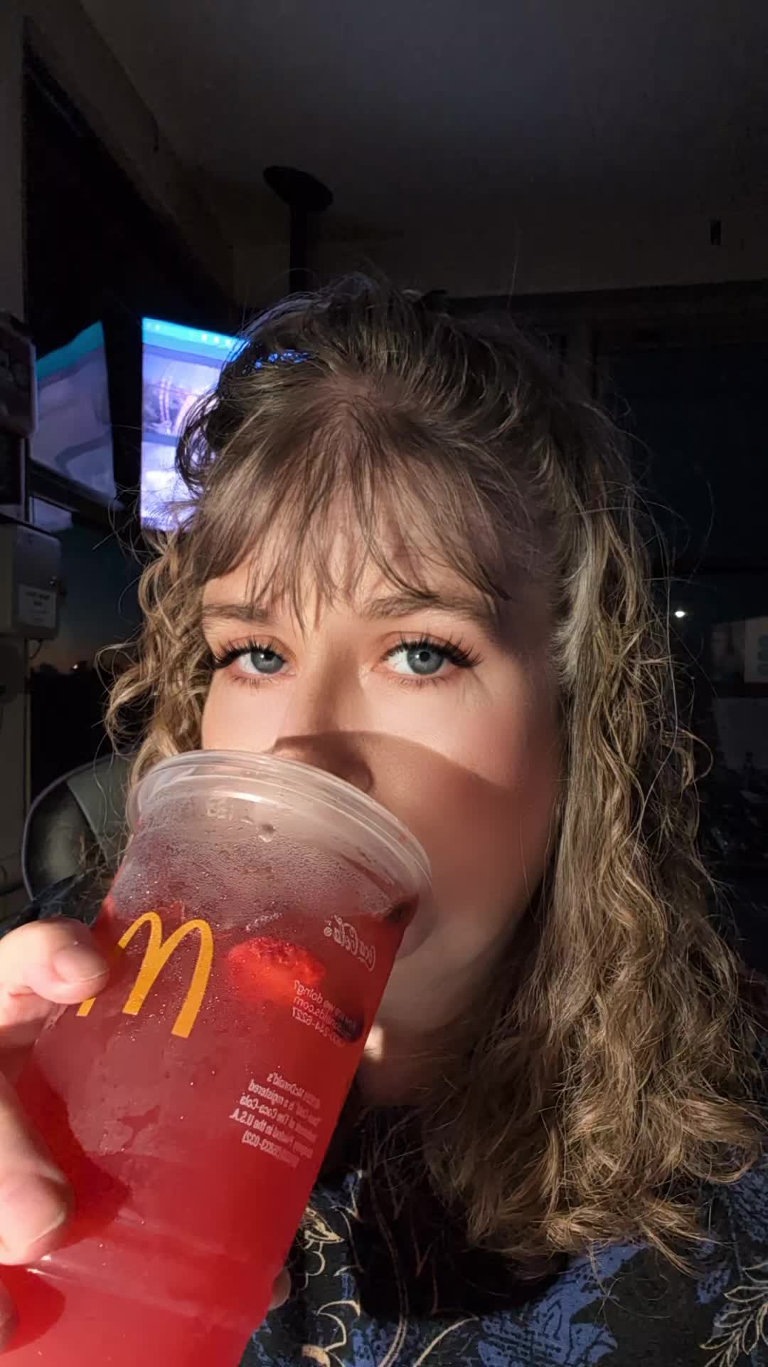 @KellyJo