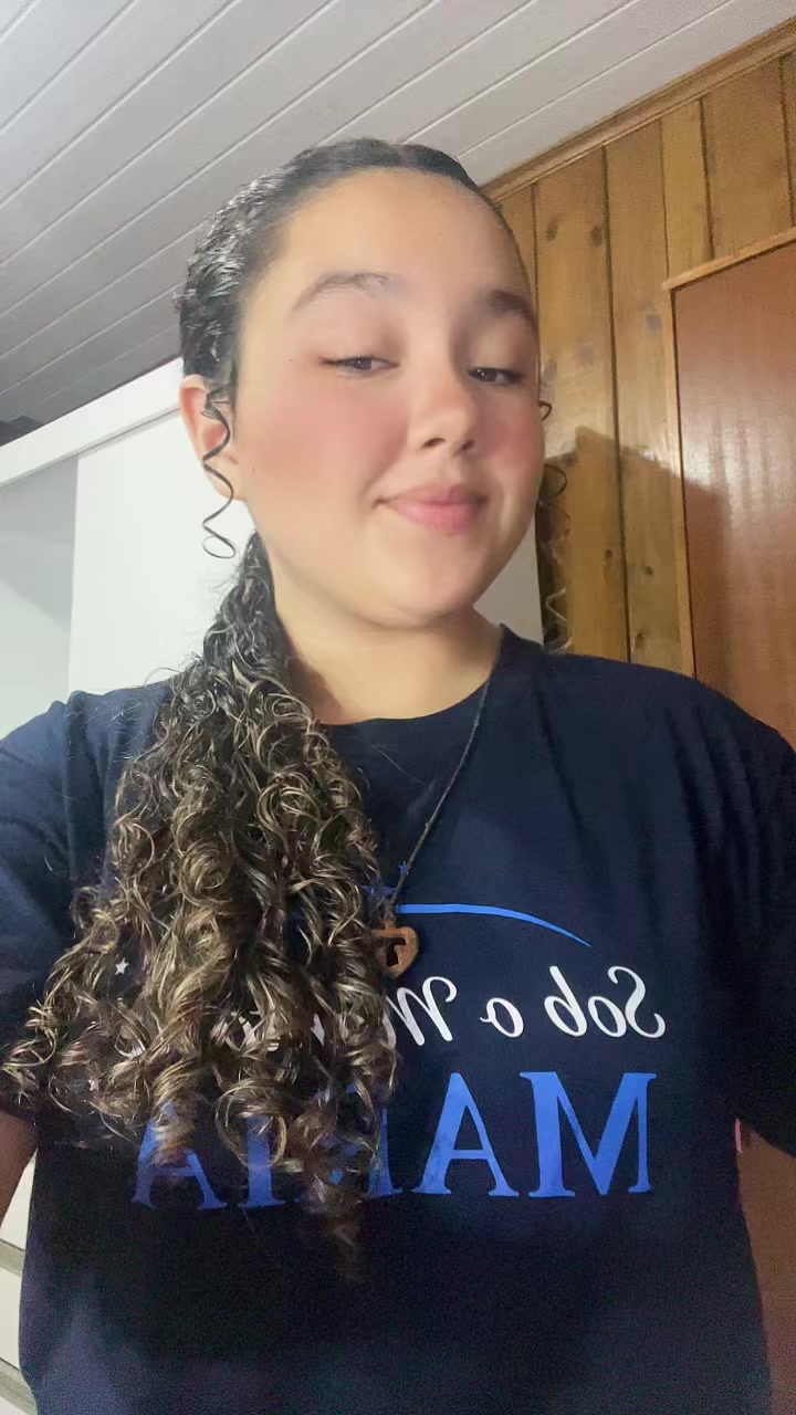 @Juy🇻🇦