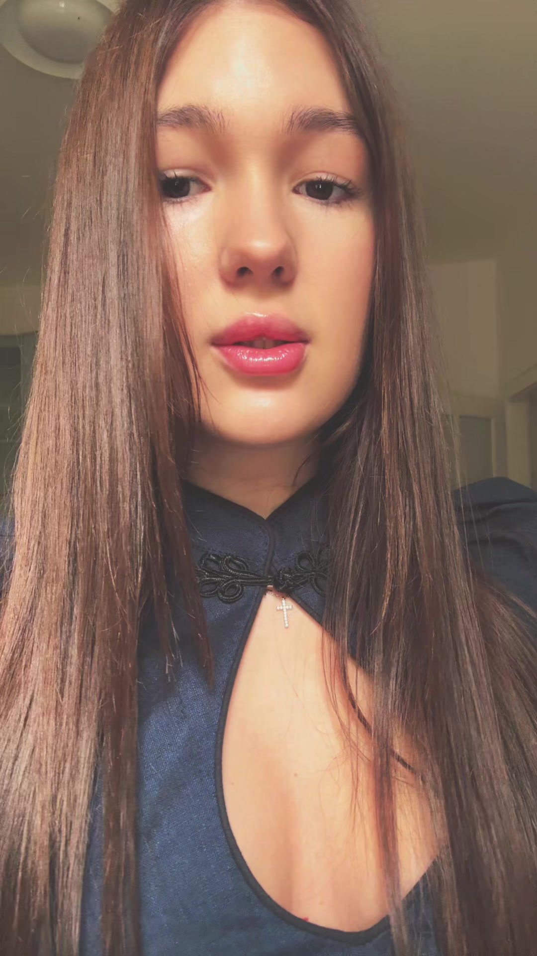 @sofia.com