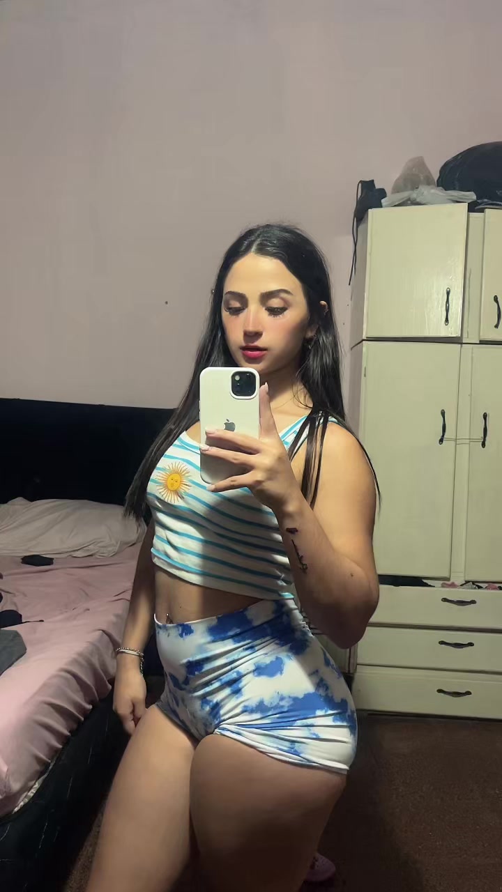 @Natasha_Elizabeth1