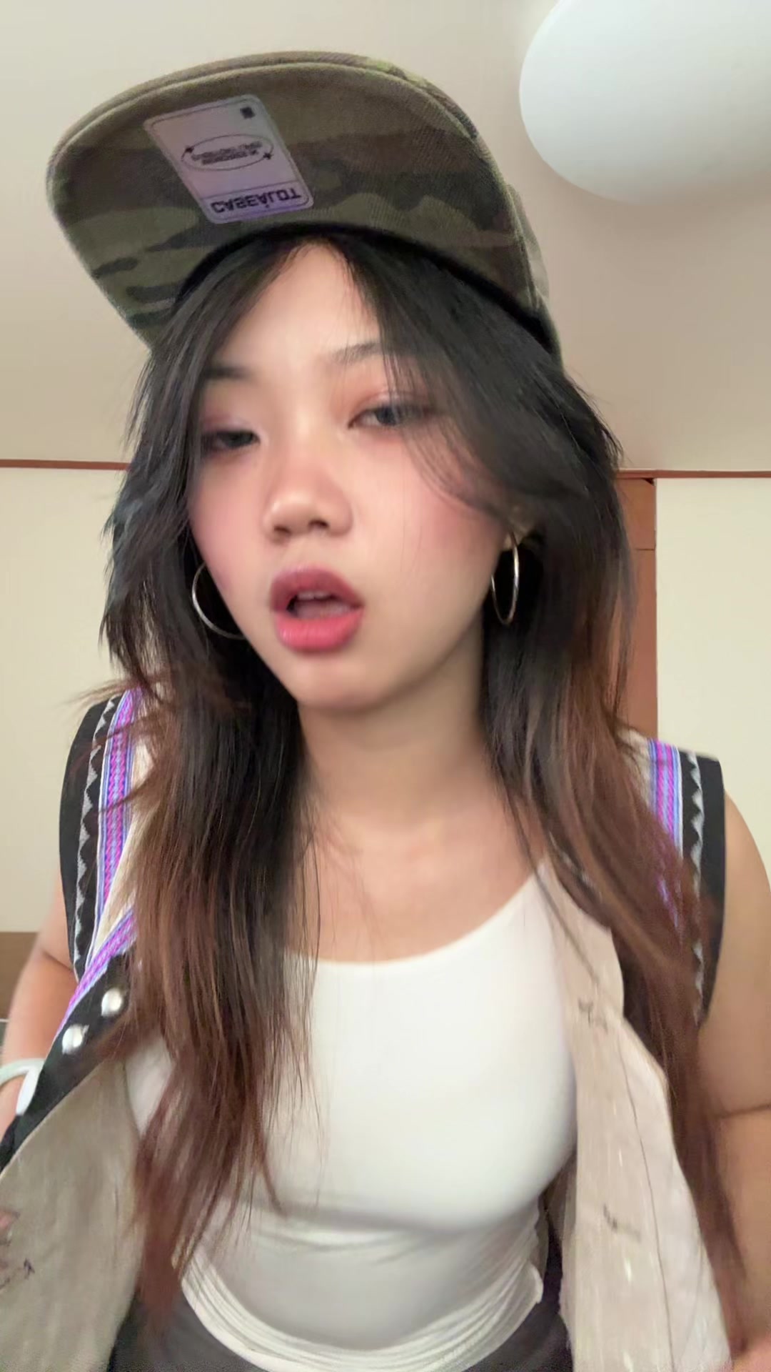 @Tria
