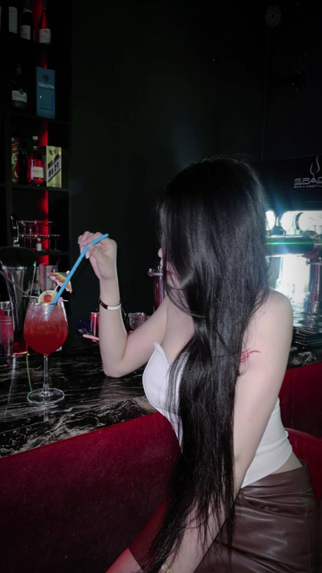 @𝐌𝐨𝐧𝐞𝐲