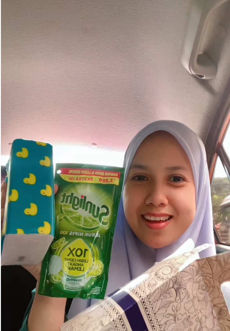 @Ainsha