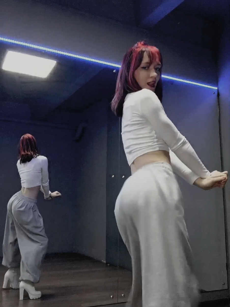 @julayanna