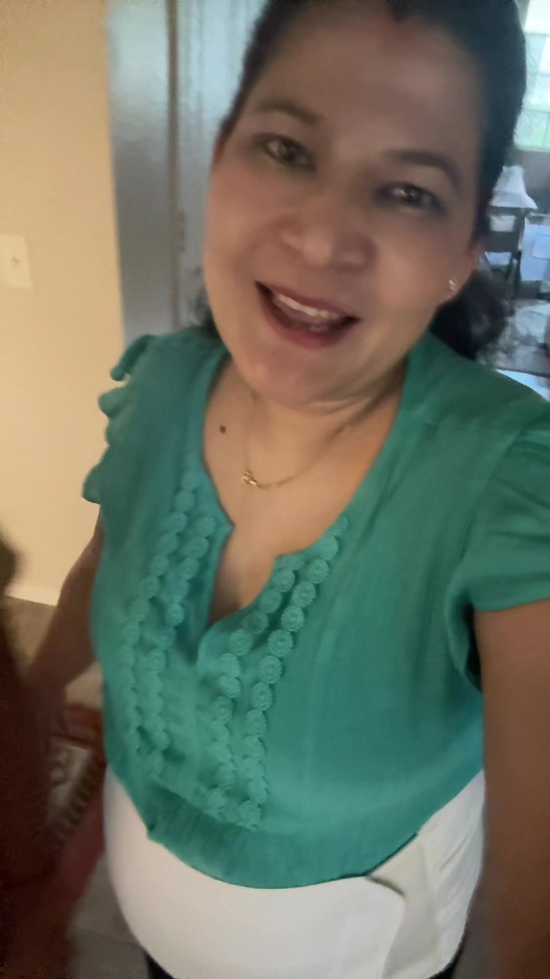 @AnitaBasnet