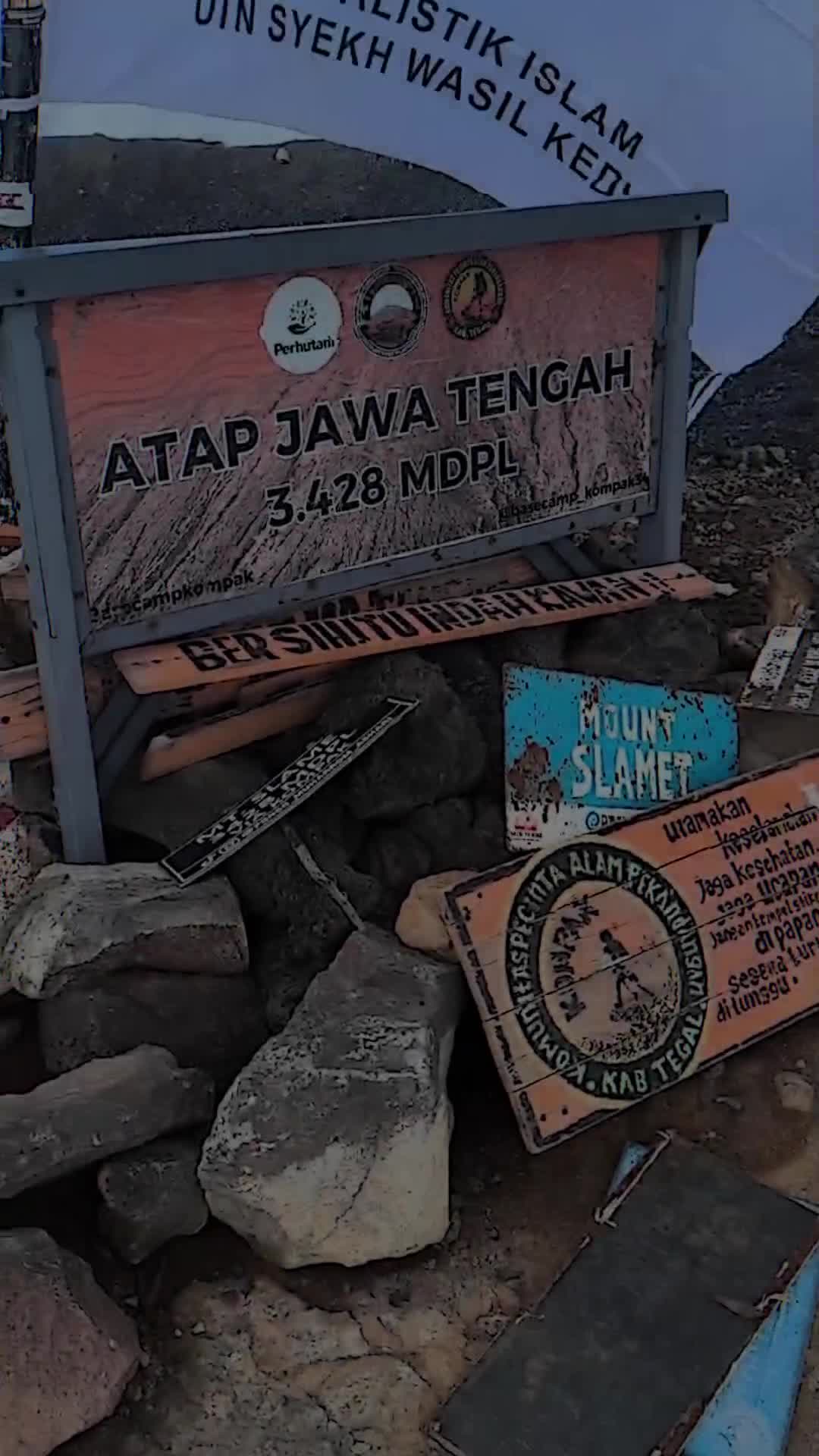@UINSW_ADVENTURE