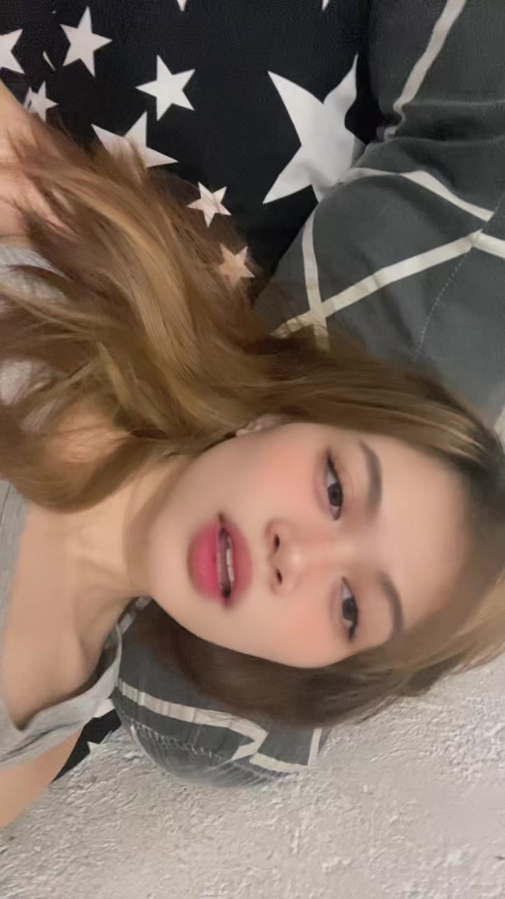 @heyitslunababes on ig
