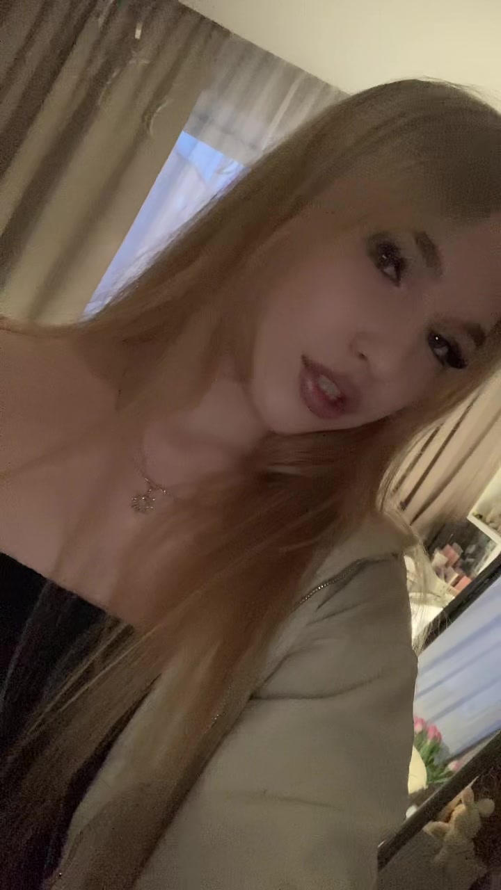 @Ксения🪽