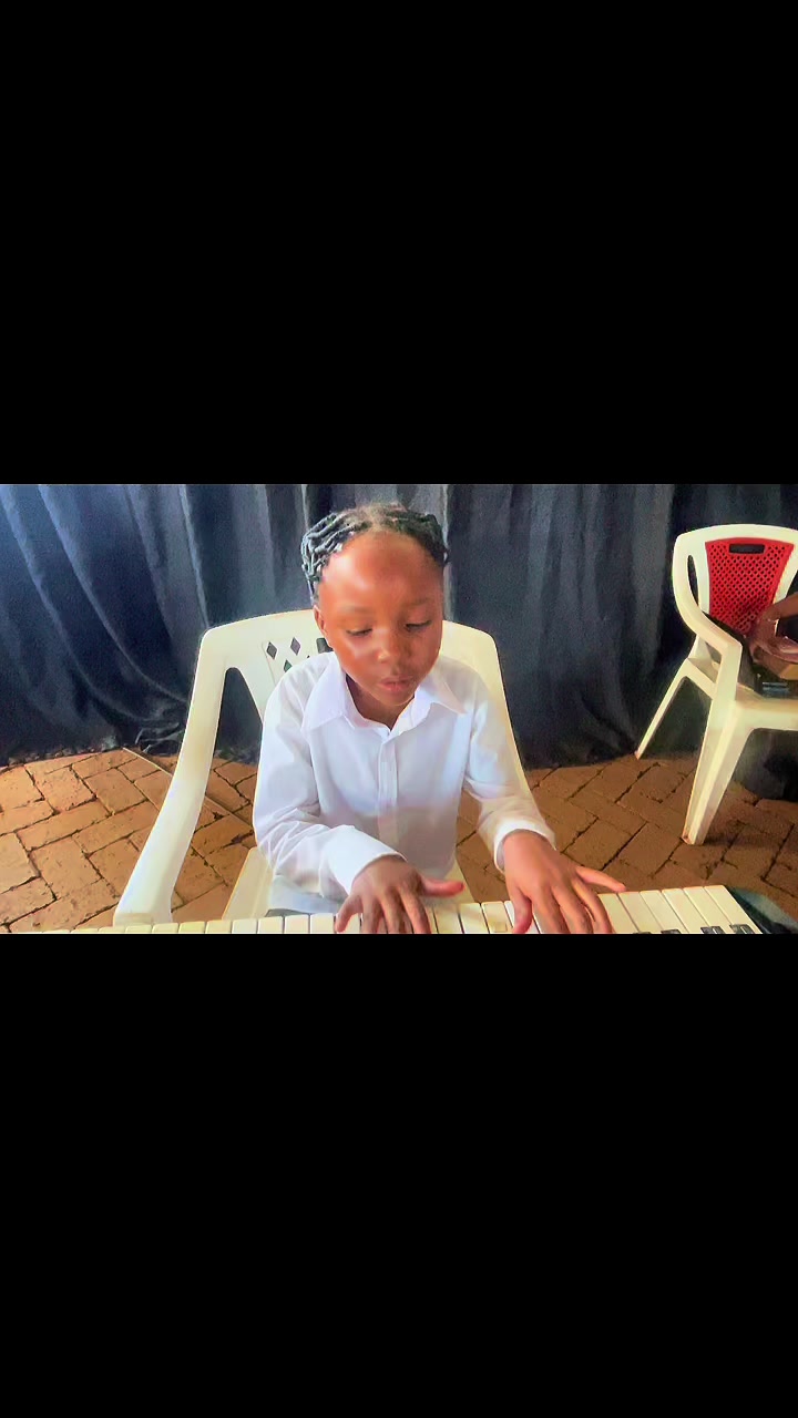 @Amos Grace|Music and Vocals