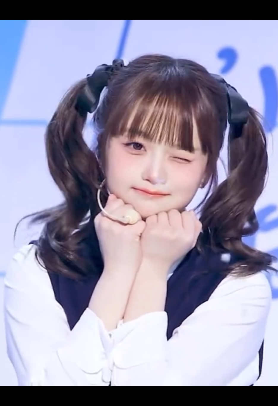 @うる
