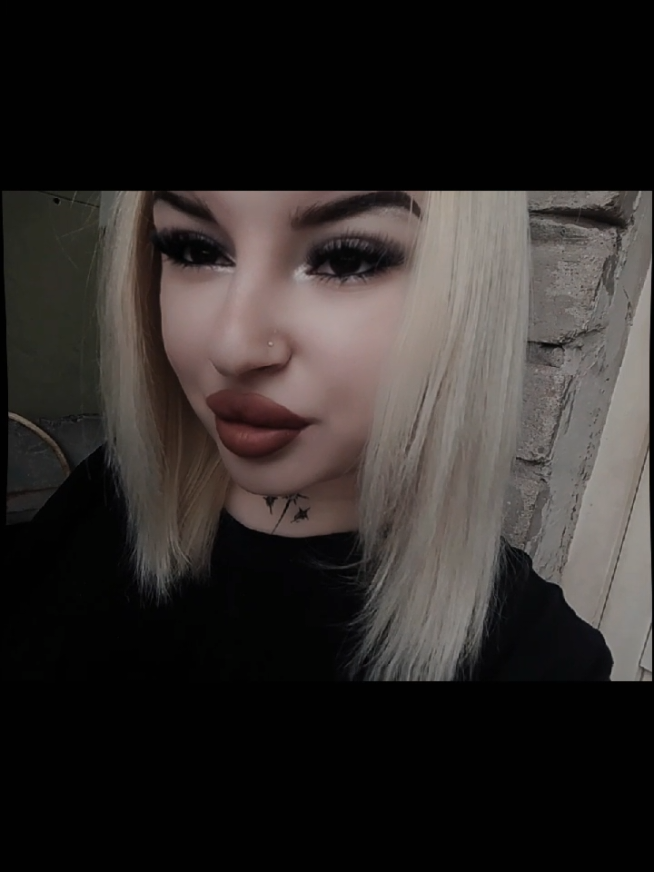 @Милая 🖤