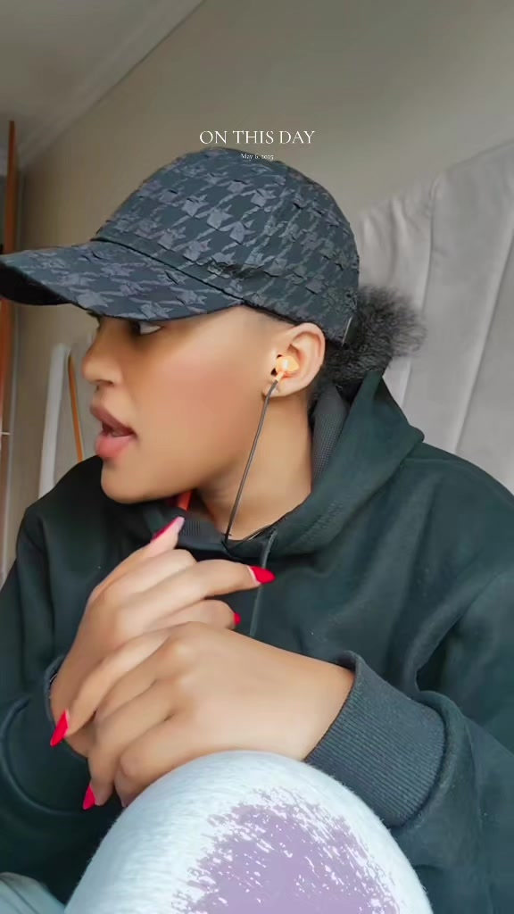 @yasmi.ncoolgal