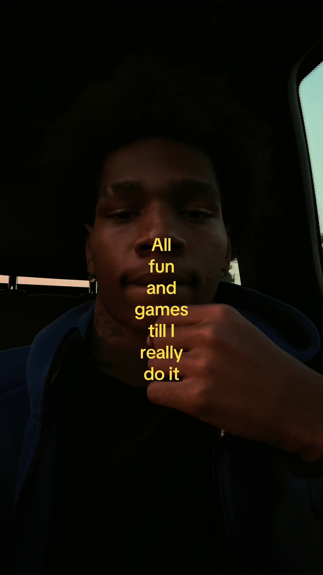 @⃟