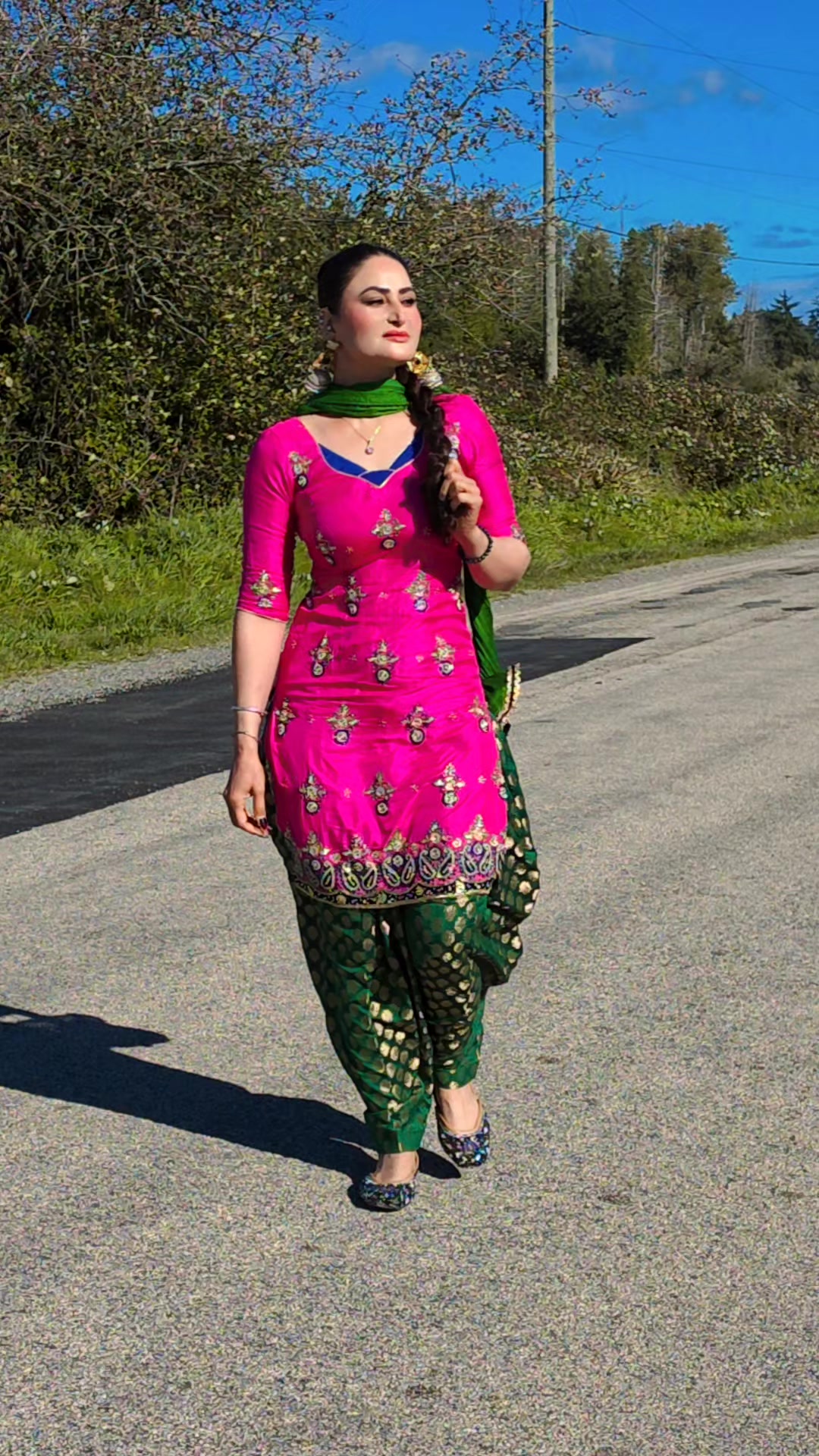 @prettydhillonz28