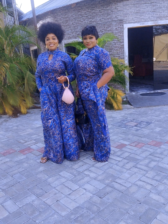 @Elobokia