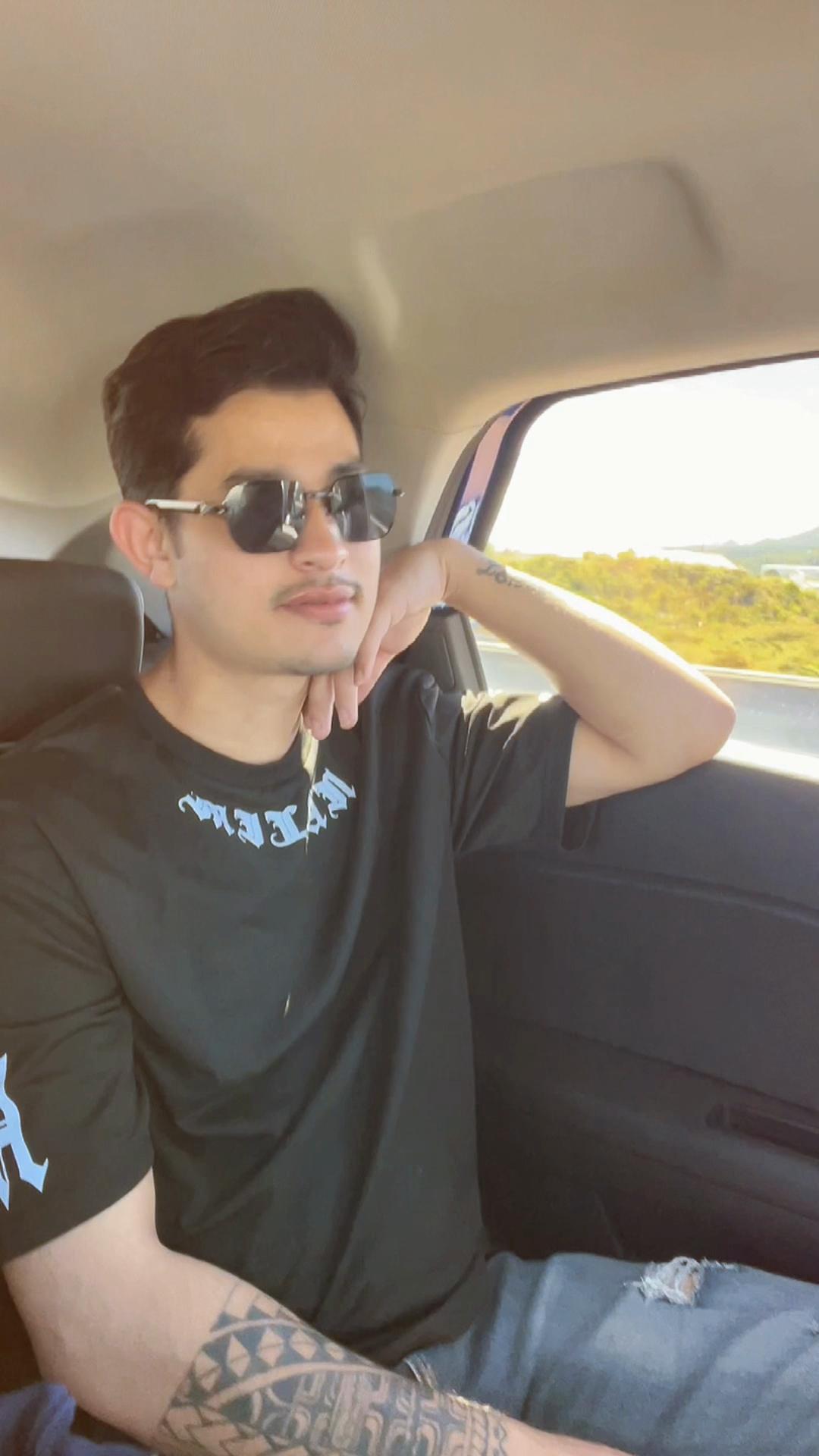 @Lokesh 🇵🇹 🇵🇹