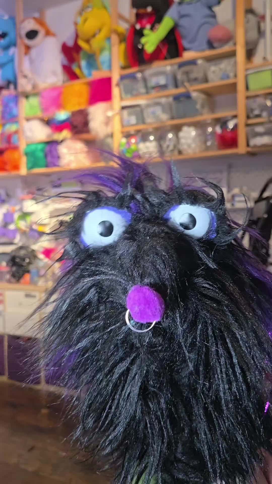 @lvpuppets