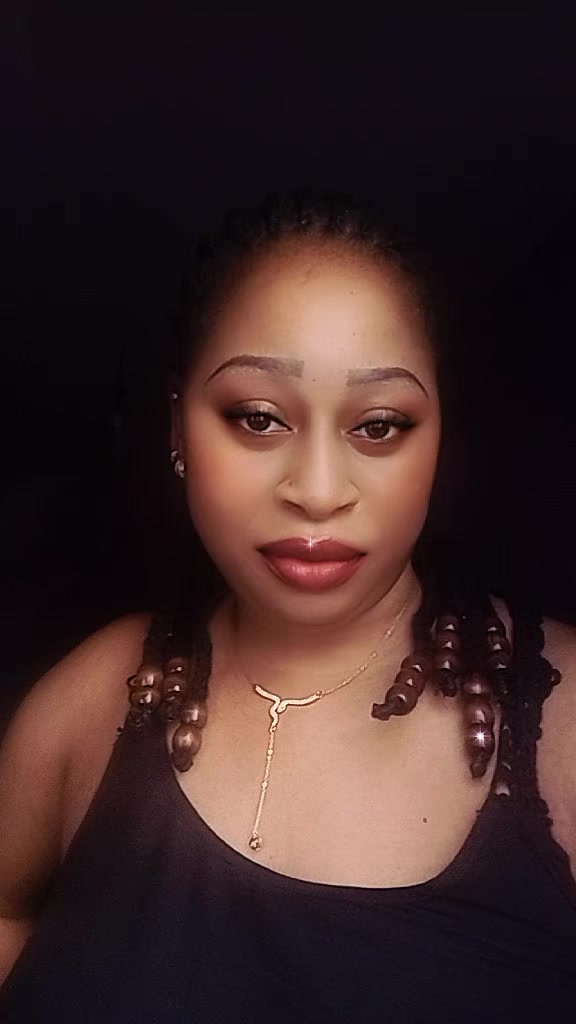 @Queentee001
