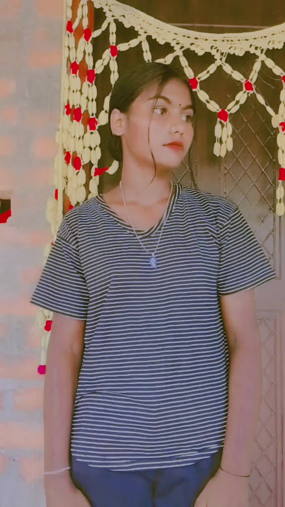 @Reena. Mahara 💋❤️