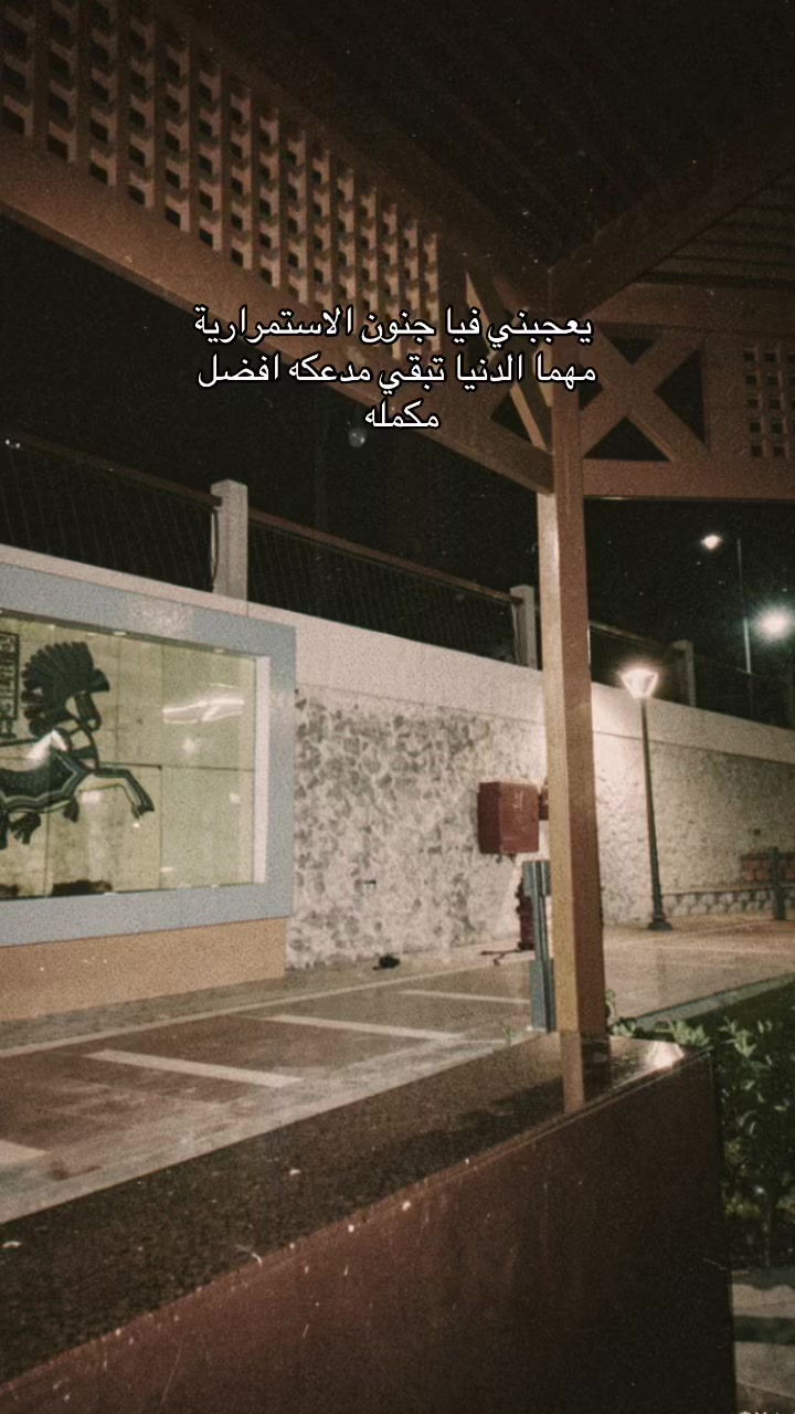 @𓁿