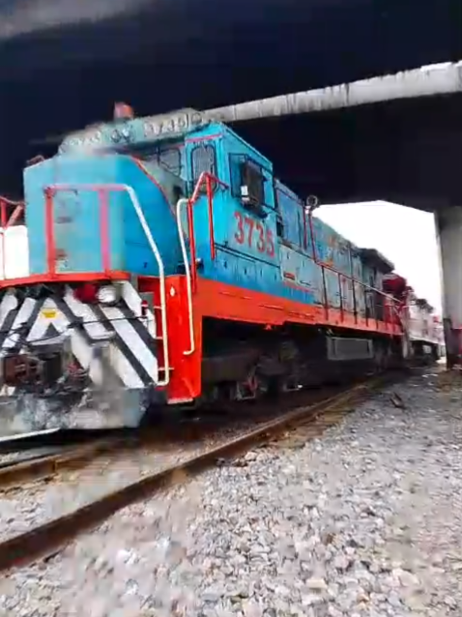 @Ferrocarriles Andy.