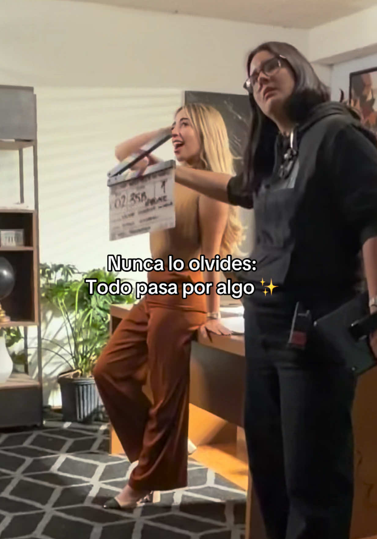 @QueenBuenrostro