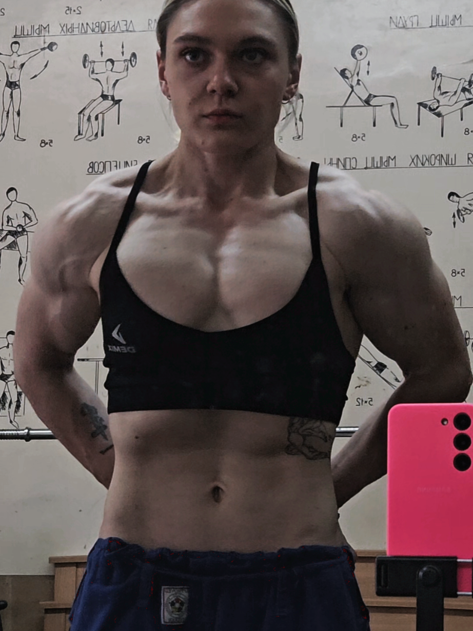@muscle_blondi