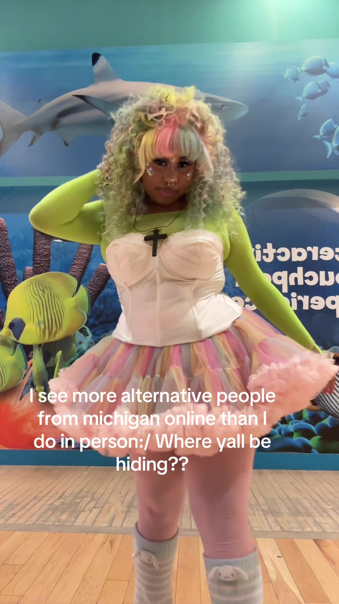 @<333