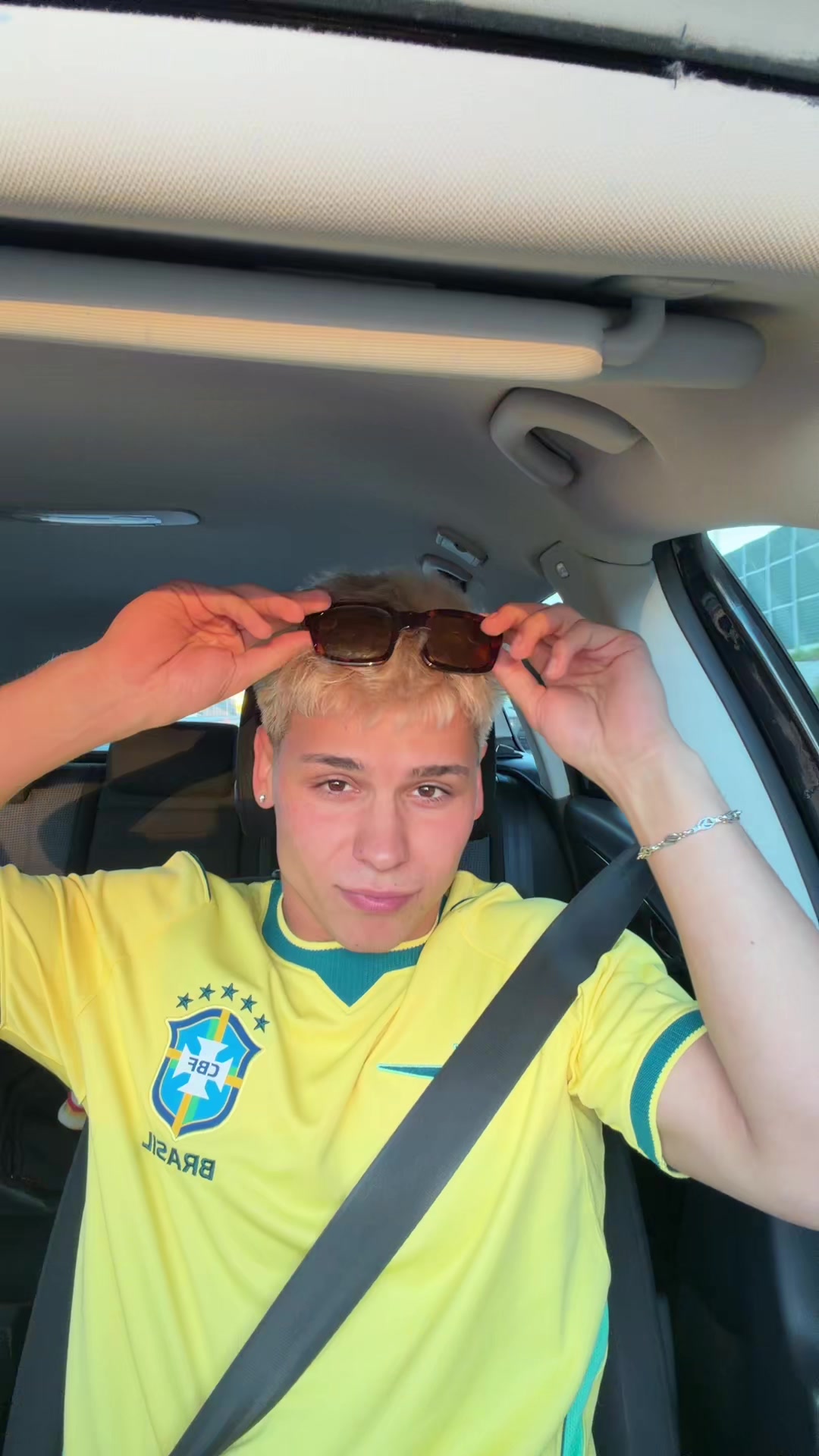 @Adammwiniarski