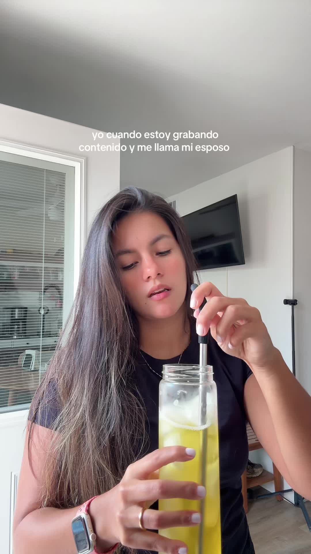 @Valentina Con✨