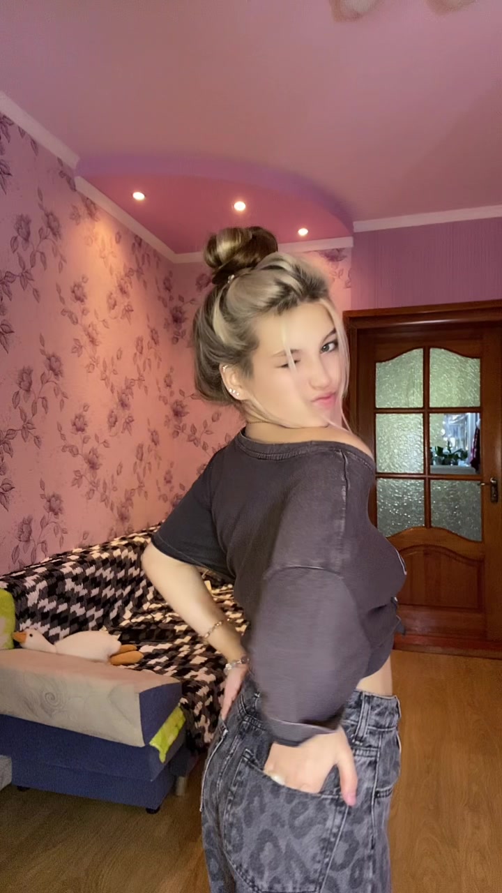 @Маленька