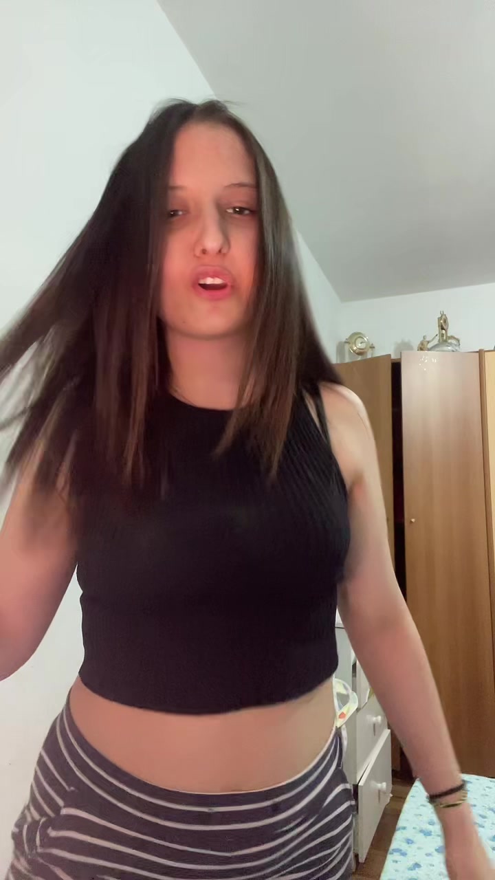 @🌓