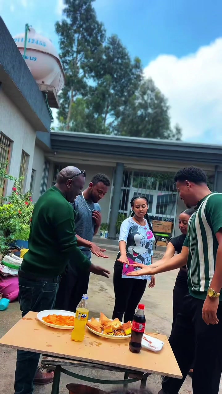 @sari (ኑኑ)